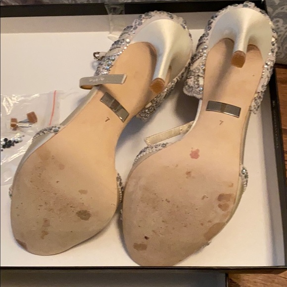 Badgley Mischka Roxy rhinestone heels - Picture 5 of 8